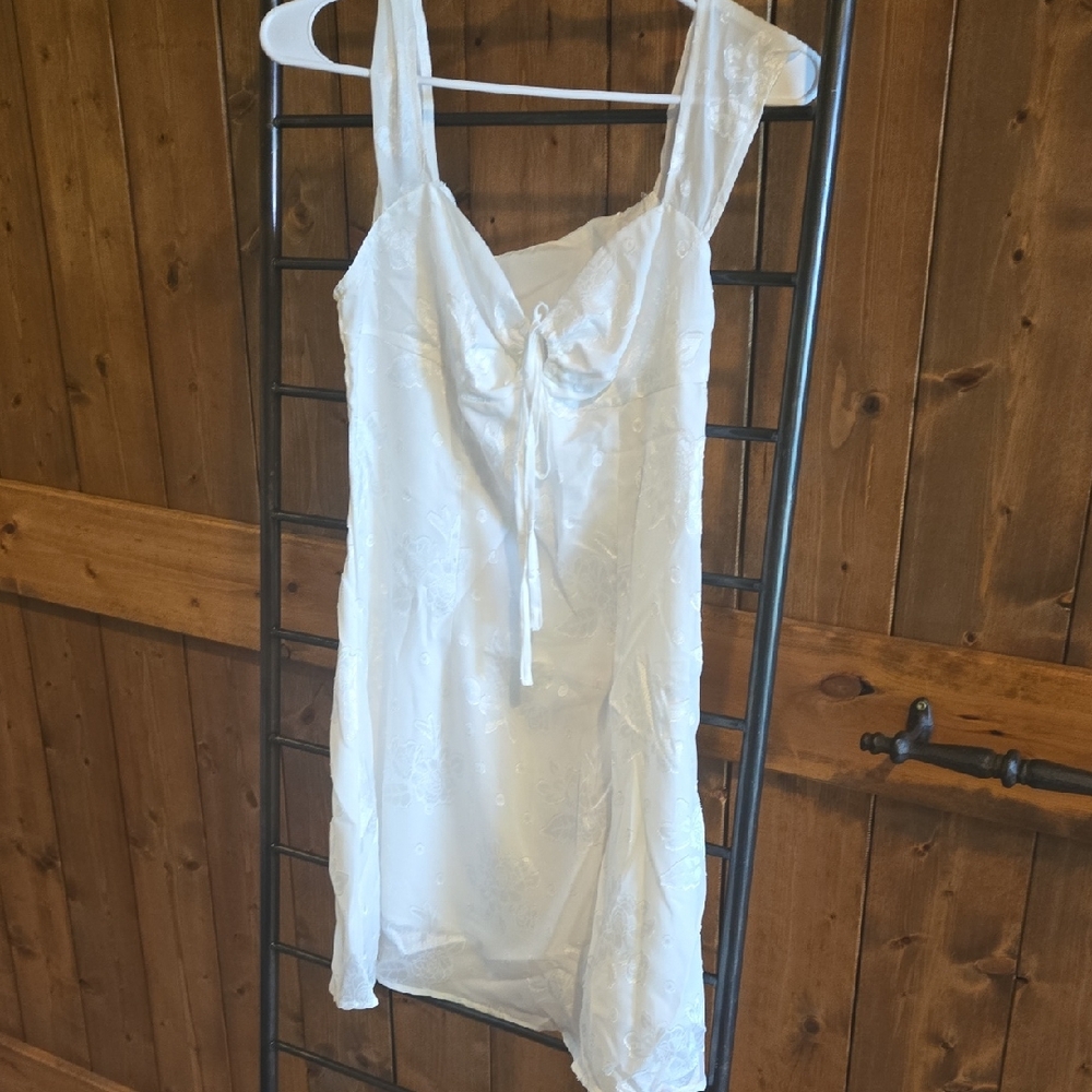 Cider White/ Ivory Floral Dress